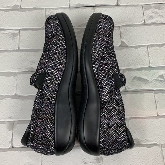 Alegria by PG Lite. slip on shoes Size 40/8 Black silver gray Cushioned - Picture 10 of 12